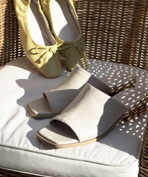 ikka（イッカ）の「PUソフトミュール（サンダル・レディース・ブラック/オフホワイト・M/L）」の13枚目の写真