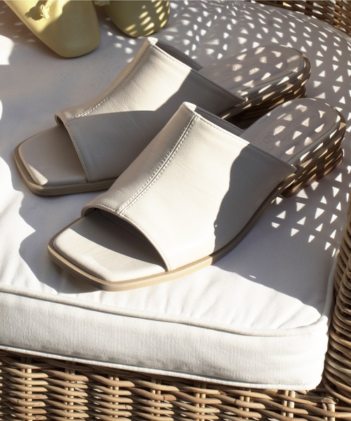 ikka（イッカ）の「PUソフトミュール（サンダル・レディース・ブラック/オフホワイト・M/L）」の19枚目の写真