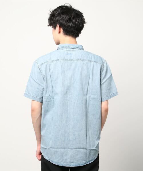 Levi's(リーバイス)の「Levi's /リーバイス CLASSIC ONE POCKET STANDARD デニム ワーク半袖シャツ(シャツ/ブラウス・メンズ・ライトブルー・S/M/L)」の19枚目の写真