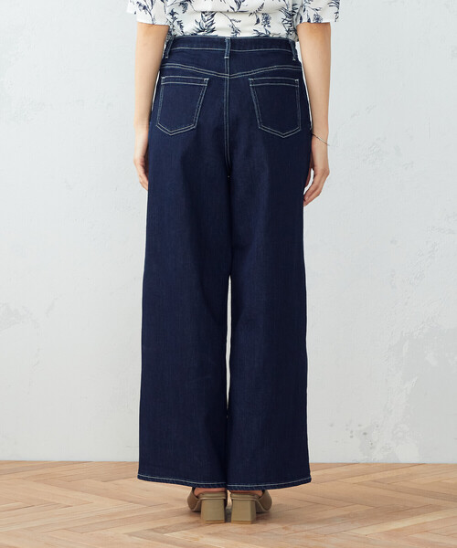 COMME CA ISM（コムサイズム）の「★ＴＶドラマ着用商品★  【サスティナブル】 リサイクルデニム　ワイドパンツ（デニムパンツ・レディース・ホワイト/インディゴブルー・MEDIUM/LARGE）」の13枚目の写真