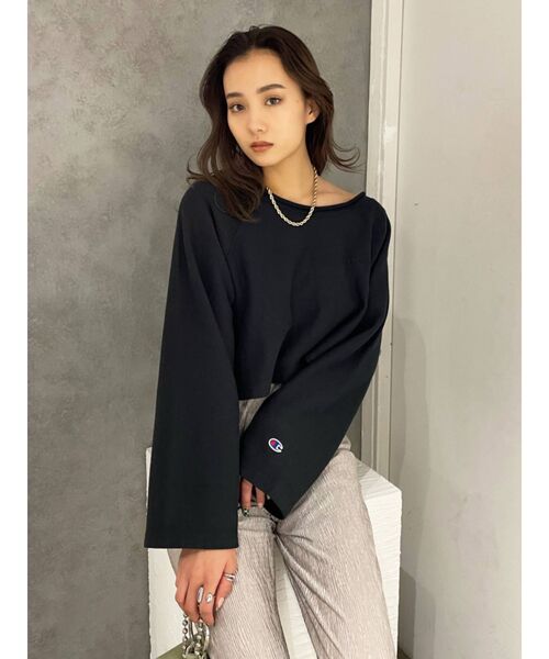 Champion（チャンピオン）の「【EMODA×Champion】ロールネックショートプルオーバー（Tシャツ/カットソー・レディース・ブラック/ピンク/グリーン・FREE）」の13枚目の写真