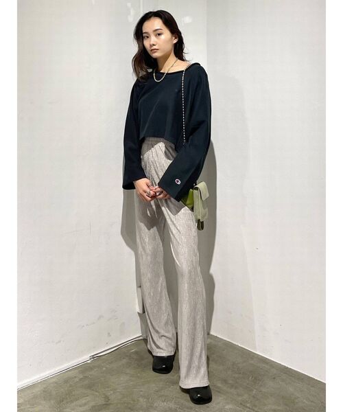 Champion（チャンピオン）の「【EMODA×Champion】ロールネックショートプルオーバー（Tシャツ/カットソー・レディース・ブラック/ピンク/グリーン・FREE）」の11枚目の写真