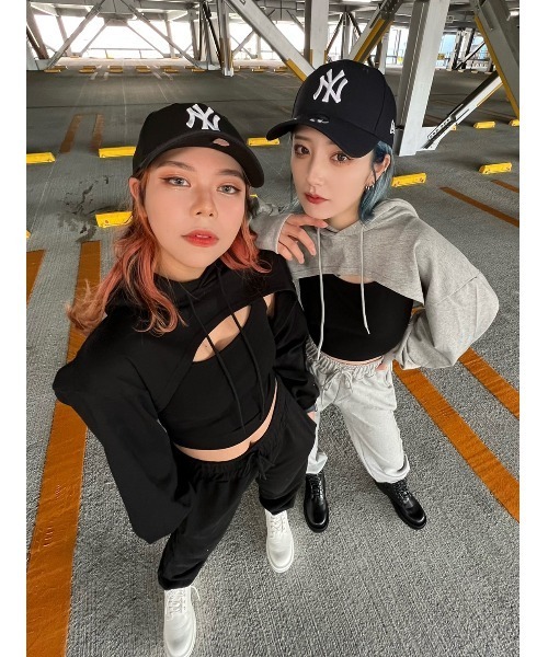 WC（ダブル シー）の「キャミ付きスウェットセットアップ