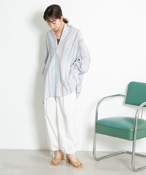 KBF（ケイビーエフ）の「マルチストライプBIGBIGシャツ（シャツ/ブラウス・レディース・ラベンダー/ライトブルー/ブラウン・ONE）」の6枚目の写真