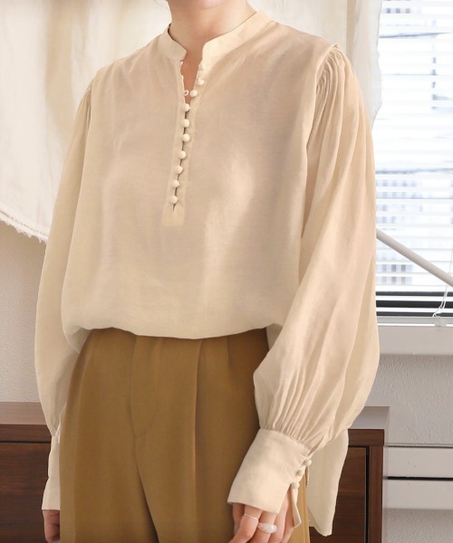 Bab（バブ）の「シアーギャザーカラーブラウス（シャツ/ブラウス・レディース・ブラック/ベージュ/ピンク/イエロー/グリーン・M）」の4枚目の写真