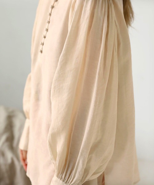 Bab（バブ）の「シアーギャザーカラーブラウス（シャツ/ブラウス・レディース・ブラック/ベージュ/ピンク/イエロー/グリーン・M）」の13枚目の写真