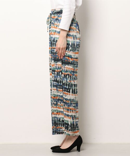 Q(キュー)の「プリントリラックスパンツ(その他パンツ・レディース・ブラック系その他/ブルー系その他・MEDIUM)」の7枚目の写真