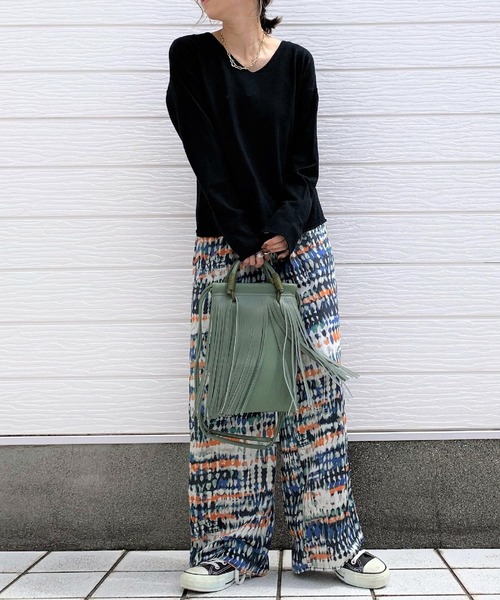 Q(キュー)の「プリントリラックスパンツ(その他パンツ・レディース・ブラック系その他/ブルー系その他・MEDIUM)」の5枚目の写真