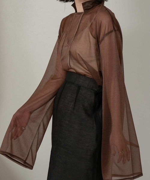 lawgy（ラウジー）の「two line stand neck tops（その他トップス・レディース・ベージュ/ブラウン・FREE）」の7枚目の写真