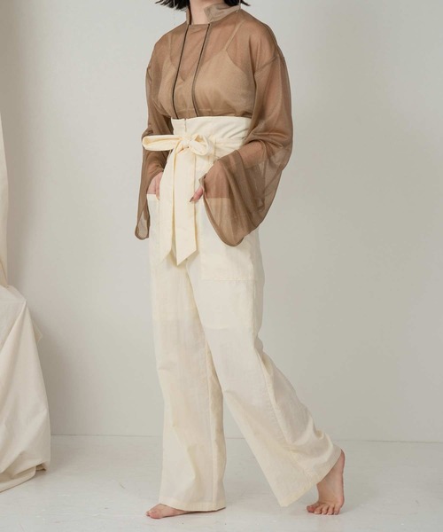 lawgy（ラウジー）の「two line stand neck tops（その他トップス・レディース・ベージュ/ブラウン・FREE）」の15枚目の写真