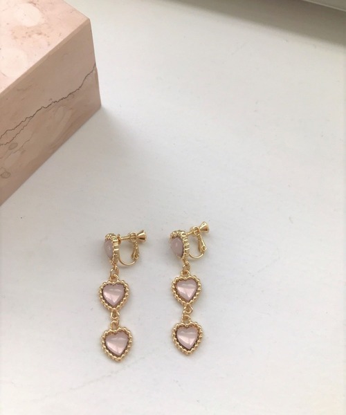 Me%（ミィパーセント）の「トリプルハートイヤリング（イヤリング・レディース・イエロー/グレー/ブラック・FREE）」の15枚目の写真