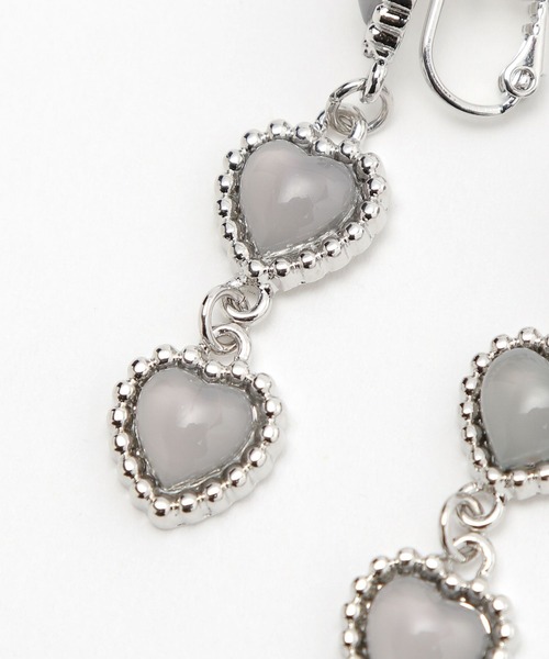 Me%（ミィパーセント）の「トリプルハートイヤリング（イヤリング・レディース・イエロー/グレー/ブラック・FREE）」の10枚目の写真