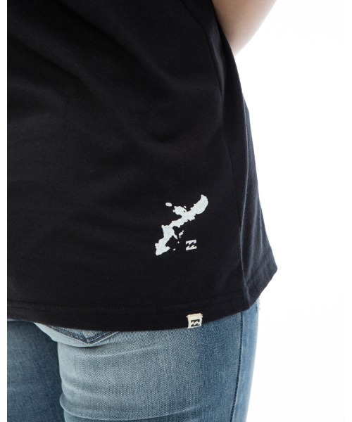 BILLABONG(ビラボン)の「【直営店限定】BILLABONG レディース Tシャツ 【2022年夏モデル】/ビラボン半袖Tシャツ(Tシャツ/カットソー・レディース・ブラック/ライトピンク/ホワイト・MEDIUM/LARGE/X-LARGE)」の10枚目の写真
