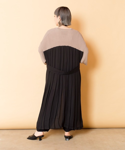 OSMOSIS（オズモーシス）の「【WEB限定アイテム】バックプリーツ