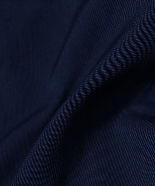 UNITED ARROWS（ユナイテッドアローズ）の「UAND ナイロン ワイド チノ∴◆（その他パンツ・メンズ・オリーブ/ネイビー・48/46/42/44/50）」の4枚目の写真