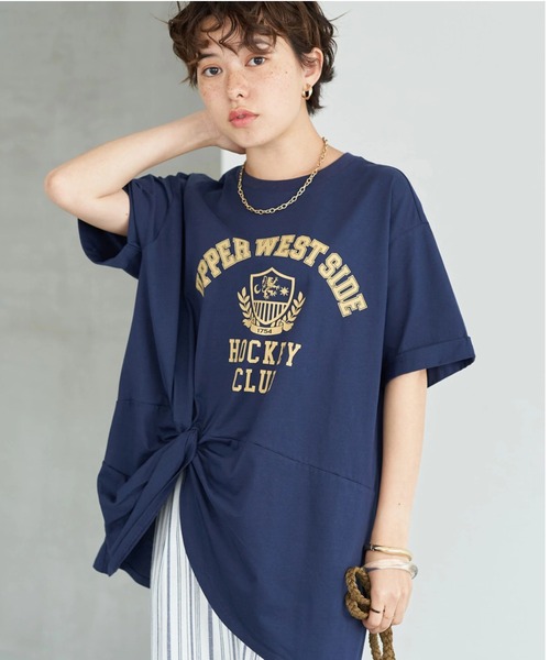 earth music&ecology（アースミュージックアンドエコロジー）の「ツイストカレッジチュニック（Tシャツ/カットソー・レディース・ライトグリーン/ネイビー/オフホワイト・FREE）」の3枚目の写真