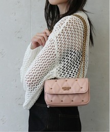 GUESS/ゲス スタッズキルトミニショルダーTRIANA Micro Mini