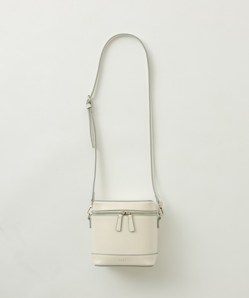 loti（ロティ）の「WEB限定　loti スクエアバニティBAG（ショルダーバッグ・レディース・オフホワイト/ブラック・FREE）」の11枚目の写真