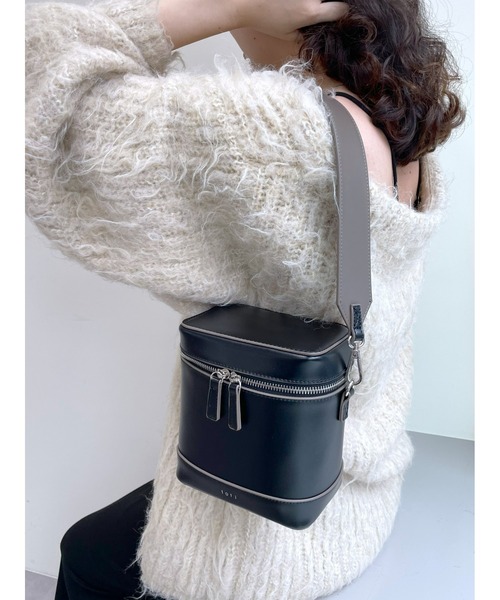 loti（ロティ）の「WEB限定　loti スクエアバニティBAG（ショルダーバッグ・レディース・オフホワイト/ブラック・FREE）」の21枚目の写真