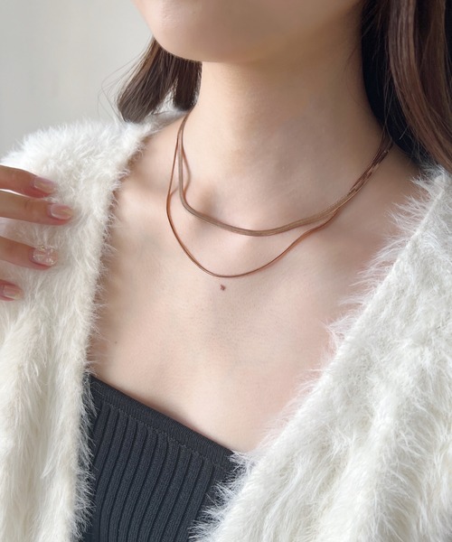 iso（イソ）の「2連スネークチェーンネックレス/セパレート（ネックレス・レディース・ゴールド/シルバー/ピンク・FREE）」の10枚目の写真