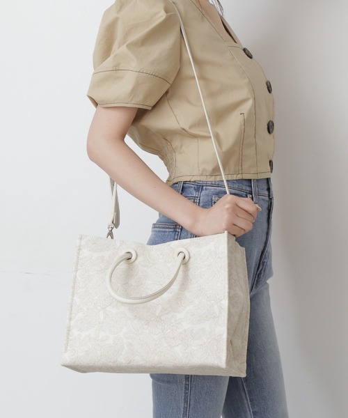 FREE'S MART（フリーズマート）の「エンボスペイズリーバッグ（ショルダーバッグ・レディース・ブラウン/ホワイト/ブラック/カーキ/オレンジ・ﾌﾘ-）」の20枚目の写真