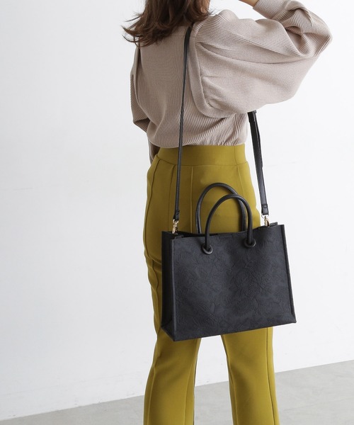 FREE'S MART（フリーズマート）の「エンボスペイズリーバッグ（ショルダーバッグ・レディース・ブラウン/ホワイト/ブラック/カーキ/オレンジ・ﾌﾘ-）」の21枚目の写真