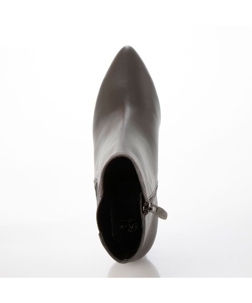 Riz raffinee（リズラフィーネ）の「ポインテッドトゥサイドゴアショートブーツ（ブーツ・レディース・ブラック/アイボリー/グレー・23cm/24cm/23.5cm/24.5cm）」の21枚目の写真