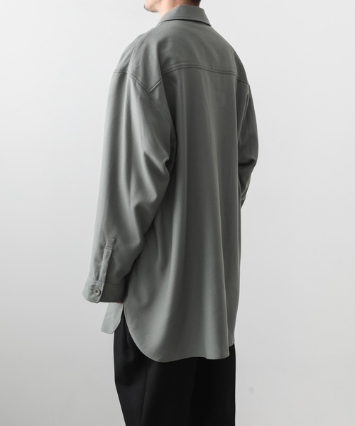 ato（アトウ）の「OVERSIZED CPO（シャツ/ブラウス・メンズ・ブラック/ライトグリーン・44/46/48）」の18枚目の写真