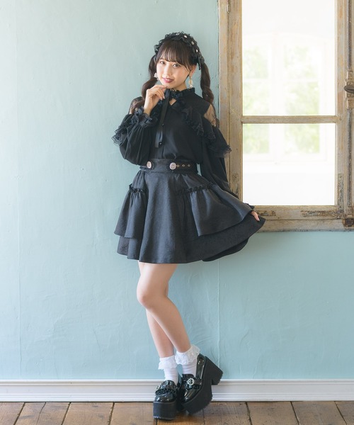 ROJITA（ロジータ）の「Wリボンレース切替ラッフルブラウス