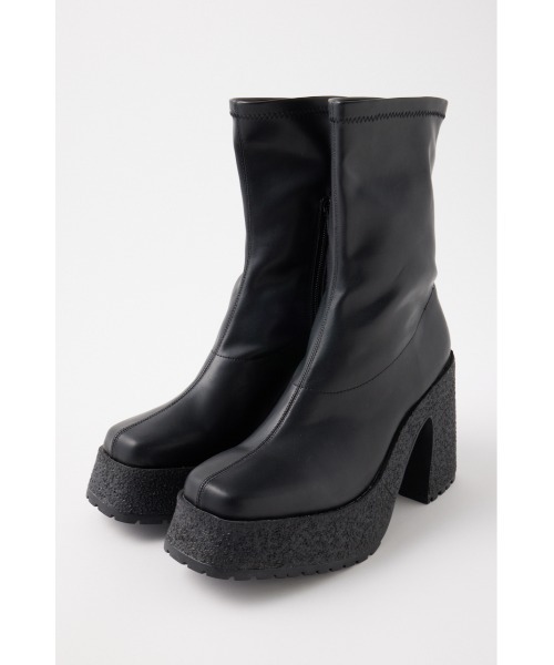 MOUSSY（マウジー）の「CHUNK SOLE STRETCH ブーツ（ブーツ・レディース・ブラック/ブラウン・MEDIUM/LARGE/SMALL）」の5枚目の写真