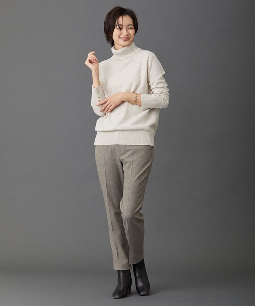 J.PRESS(ジェイプレス)の「【洗える】チェルビック テーパード パンツ(その他パンツ・レディース・ライトグレー系/ベージュ系/ブラック系・11/13/9/7)」の12枚目の写真
