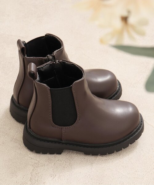 apres les cours（アプレレクール）の「サイドゴアブーツ（ブーツ・キッズ・ダークブラウン/ベージュ・15 /18/17/19/14/16）」の2枚目の写真