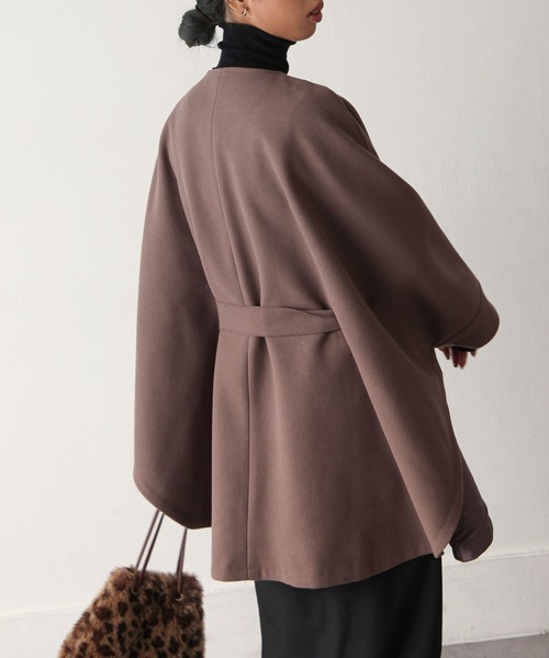 Chillfar（チルファー）の「ストール付きポンチョ（ノーカラーコート・レディース・モカ/グリーン/アイボリー/ベージュ/ブラック・FREE）」の22枚目の写真