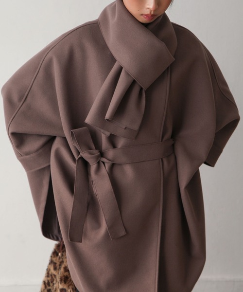 Chillfar（チルファー）の「ストール付きポンチョ（ノーカラーコート・レディース・モカ/グリーン/アイボリー/ベージュ/ブラック・FREE）」の20枚目の写真