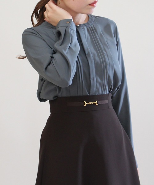 TRUDEA(トルディア)の「ピンタックノーカラーブラウス(シャツ/ブラウス・レディース・ホワイト/ブラック/ベージュ/ブルーグリーン・MEDIUM/LARGE)」の17枚目の写真