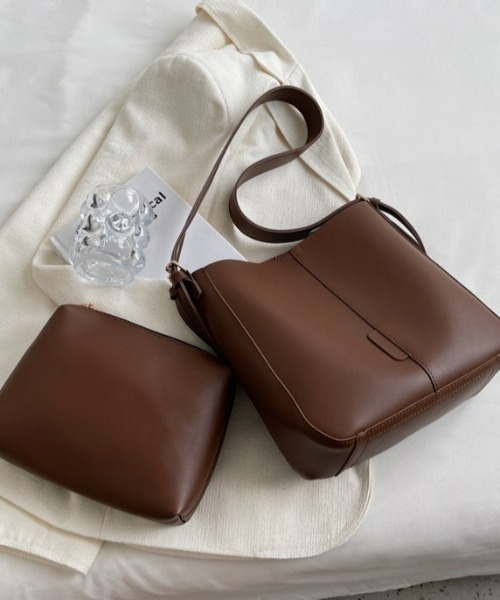 LAC-VERT（ラック・ヴェール）の「PWレザーショルダーバッグ（ショルダーバッグ・レディース・キャメル/ホワイト/ブラック/ベージュ/ブラウン・FREE）」の19枚目の写真