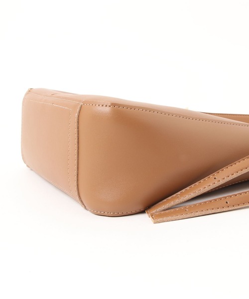 LAC-VERT（ラック・ヴェール）の「PWレザーショルダーバッグ（ショルダーバッグ・レディース・キャメル/ホワイト/ブラック/ベージュ/ブラウン・FREE）」の13枚目の写真