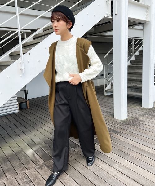 Ambre Ciel(アンブルシエル)の「ウェーブケーブルニット/【WEB/EC限定商品】(ニット/セーター・レディース・アイボリー・FREE)」の3枚目の写真
