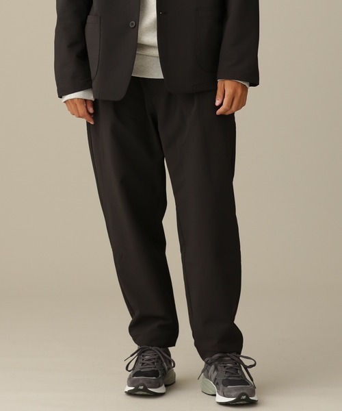 NANO universe(ナノユニバース)の「LB.03/シェルテックウォームワンタックイージーパンツ(その他パンツ・メンズ・ブラック/ブラウン/カーキ・S/M/L)」の2枚目の写真