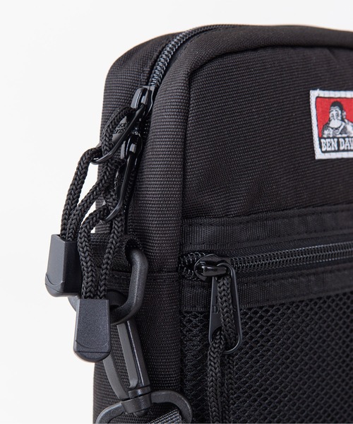 BEN DAVIS（ベンデイビス）の「【BEN DAVIS/ベンデイビス】スクエアショルダーバッグ ミニショルダーバッグ（ショルダーバッグ・メンズ・ブラック/ブラック系その他2/ブラック系その他・FREE）」の4枚目の写真
