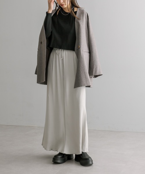 mystic（ミスティック）の「【サイズ展開あり】イージーサテンスカート（スカート・レディース・ライトグレー/ネイビー/グリーン・1/2）」の10枚目の写真