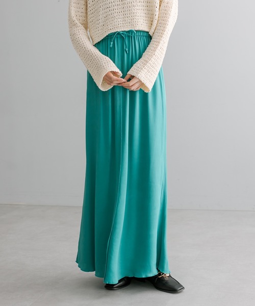 mystic（ミスティック）の「【サイズ展開あり】イージーサテンスカート（スカート・レディース・ライトグレー/ネイビー/グリーン・1/2）」の17枚目の写真