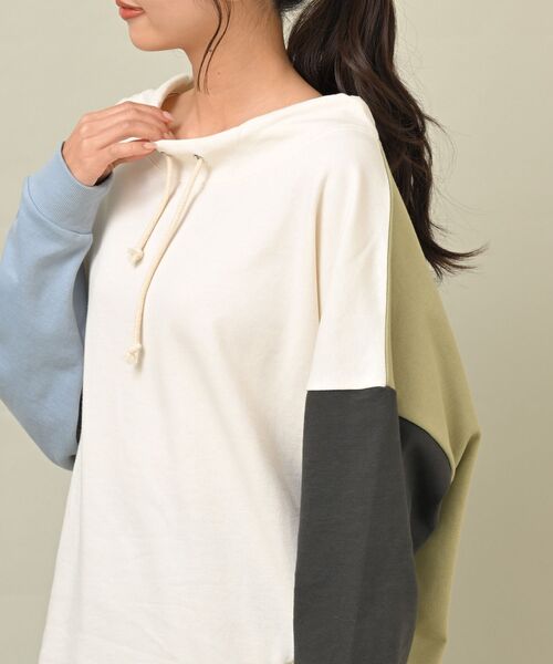 rps（アールピーエス）の「配色裏毛ルーズハイネックプルオーバー（スウェット・レディース・ブルー/アイボリー/ミント/マルチ・フリー）」の8枚目の写真