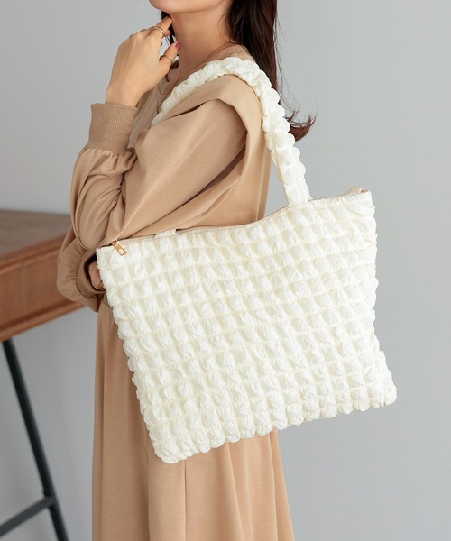 KOBE LETTUCE（コウベレタス）の「ぽこぽこトートバッグ（トートバッグ・レディース・ホワイト/ピンク/グリーン・FREE）」の2枚目の写真