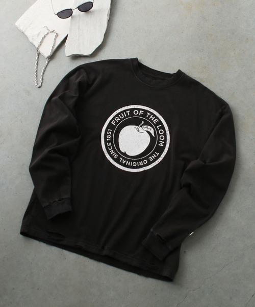 FRUIT OF THE LOOM（フルーツオブザルーム）の「【FRUIT OF THE LOOM】BLACK PRINT L/S TEE/ロンT（Tシャツ/カットソー・メンズ・C/A/B・M/L/XL）」の2枚目の写真