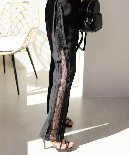 LIPSERVICE(リップサービス)の「サイドレースフレアパンツ(その他パンツ・レディース・ライトベージュ/ブラック・S/M)」の11枚目の写真