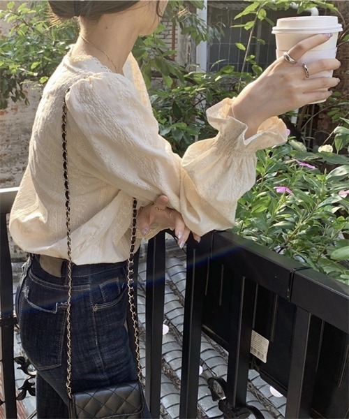 Dream garden(ドリームガーデン)の「花柄刺繍ブラウス(シャツ/ブラウス・レディース・ライトベージュ・XL/L/2XL/M)」の15枚目の写真