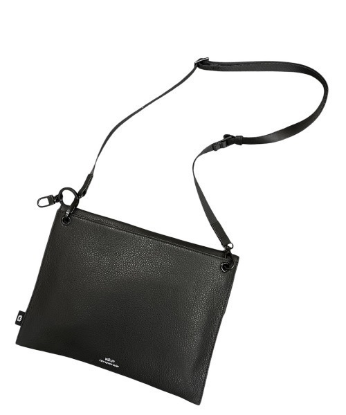 waku(ワク)の「waku ワク 『KURO Series』 FLAP CLUTCH SHOULDER(ショルダーバッグ・メンズ・ブラック・FREE)」の6枚目の写真