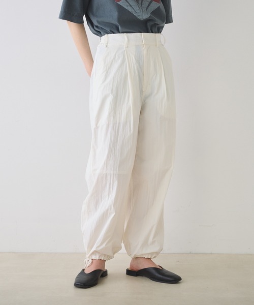 PUAL CE CIN(ピュアルセシン)の「【Du noir】ナイロングルカパラシュートパンツ(その他パンツ・レディース・ブラック/オフホワイト・FREE)」の3枚目の写真