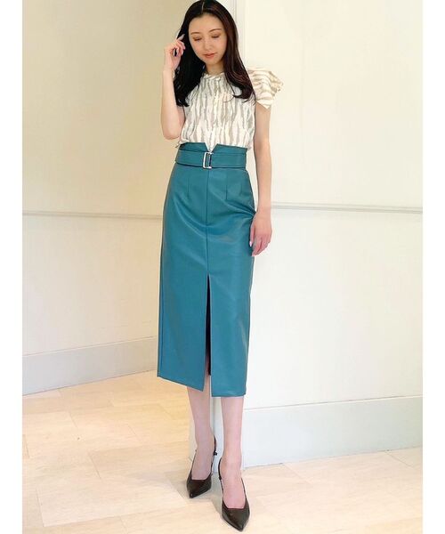 RESEXXY（リゼクシー）の「センタースリットタイトスカート（スカート・レディース・アイボリー/ブラック/ブルー・FREE）」の4枚目の写真